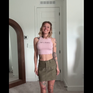 She Holds Her Bull and Cucks Hands for Different Reasons